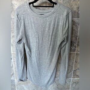 Ladies Women’s Size Small Grey Long Sleeve Crew Neck Tee Shirt